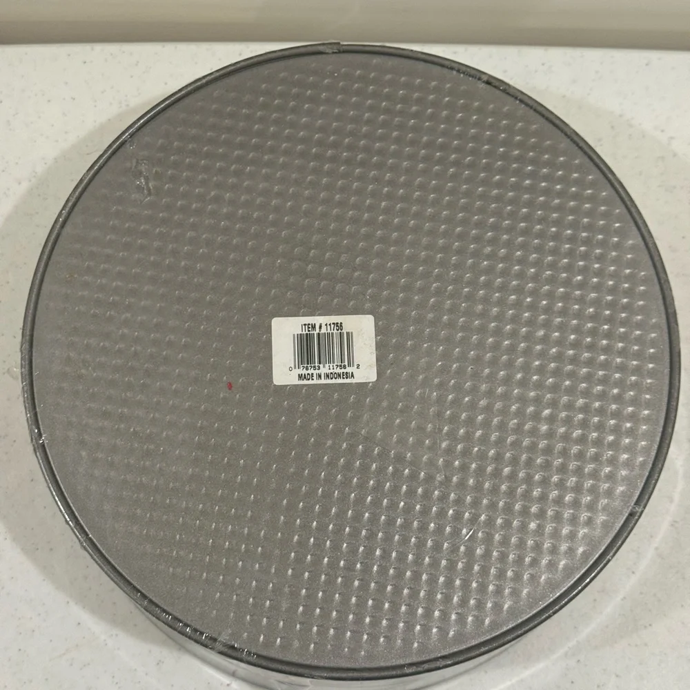 NEW Good Cook Springform Non - Stick 9” Pan - Picture 7 of 7